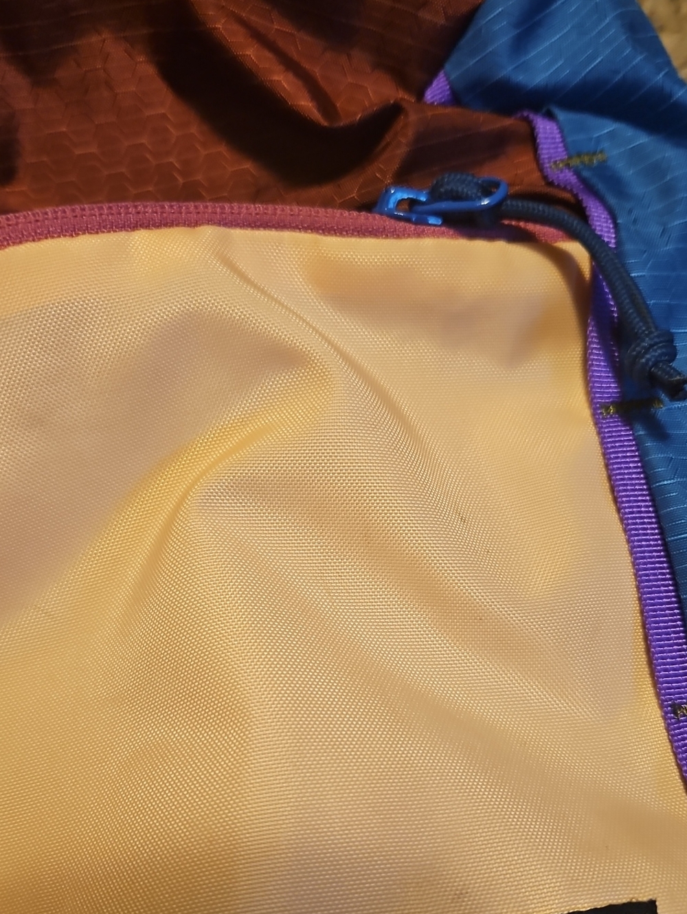 cotopaxi Todo 8l Sling - Cada Dia Multicolored - Picture 8 of 8